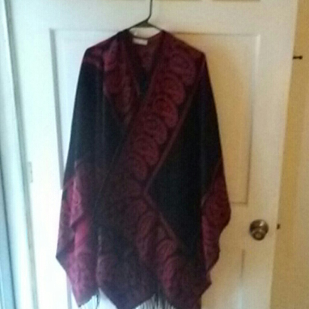 Red and Black Paisley Wrap